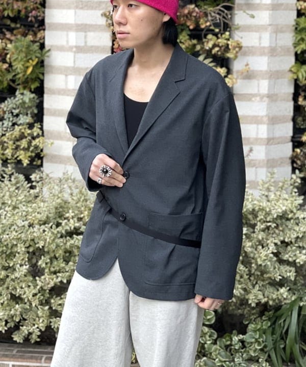 配島 孝明さんの「BEAMS WOMEN｜ツイル イージー ジャケット」を使ったコーディネート