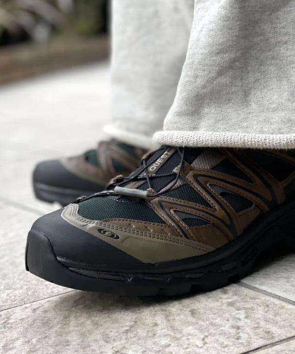 配島 孝明さんの「BEAMS WOMEN｜ツイル イージー ジャケット」を使ったコーディネート