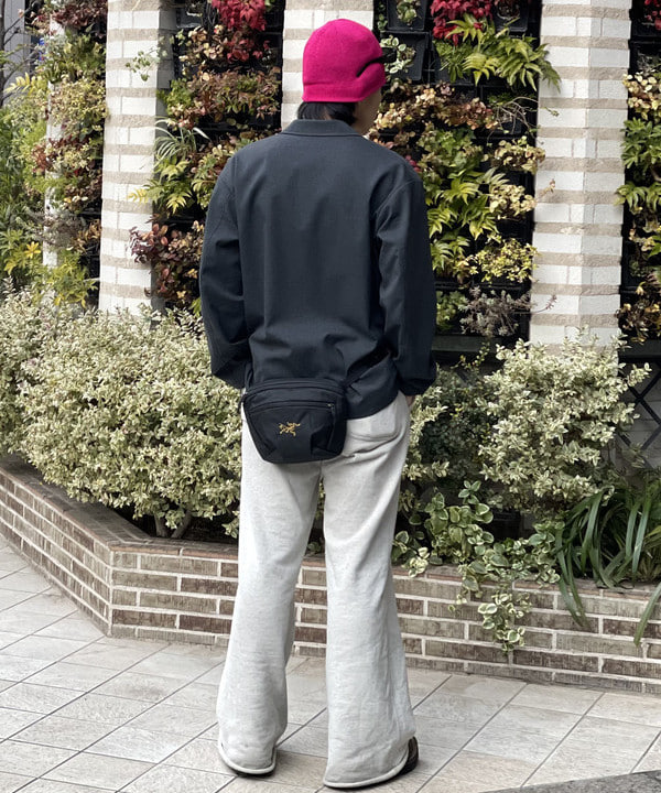 配島 孝明さんの「BEAMS WOMEN｜ツイル イージー ジャケット」を使ったコーディネート