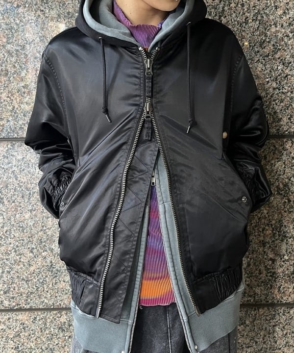 菊田 悠さんの「BEAMS WOMEN｜フェイクレイヤード フライトジャケット【ワイドショートフィット】」を使ったコーディネート