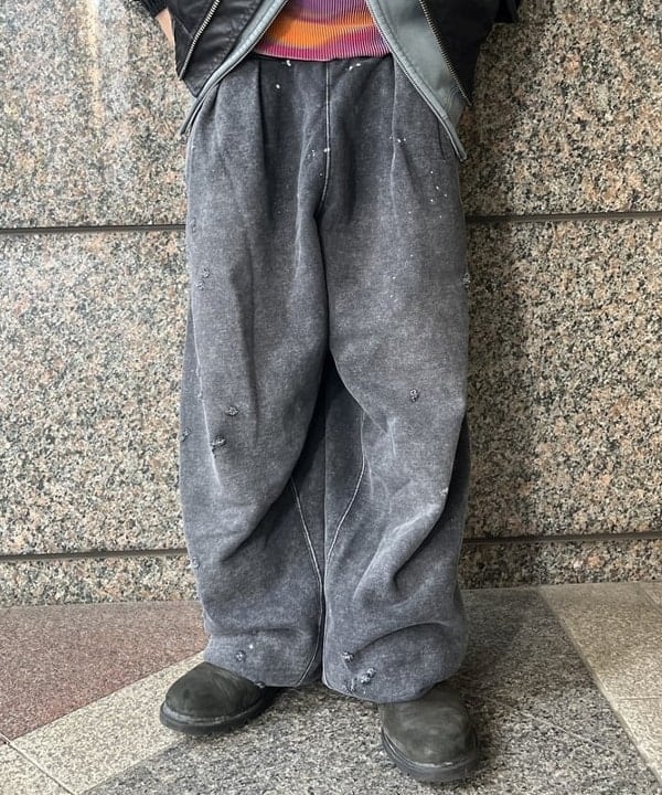 菊田 悠さんの「BEAMS WOMEN｜フェイクレイヤード フライトジャケット【ワイドショートフィット】」を使ったコーディネート