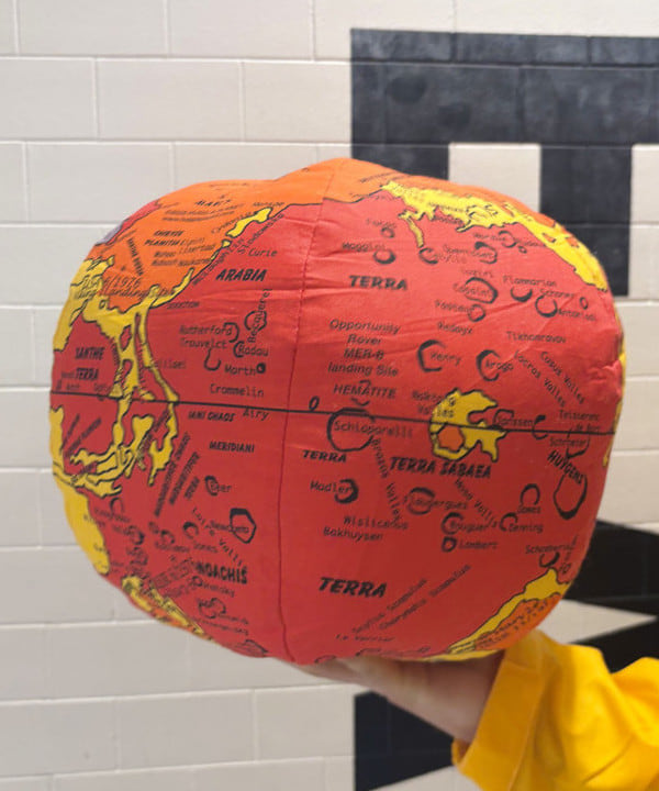 岡安 優馬さんの「BEAMS WOMEN｜THE NORTH FACE / Compact Jacket」を使ったコーディネート