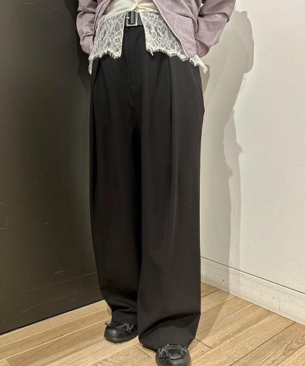 早川 萌子さんの「BEAMS WOMEN｜【別注】Marmot / パッカブル ジャケット」を使ったコーディネート