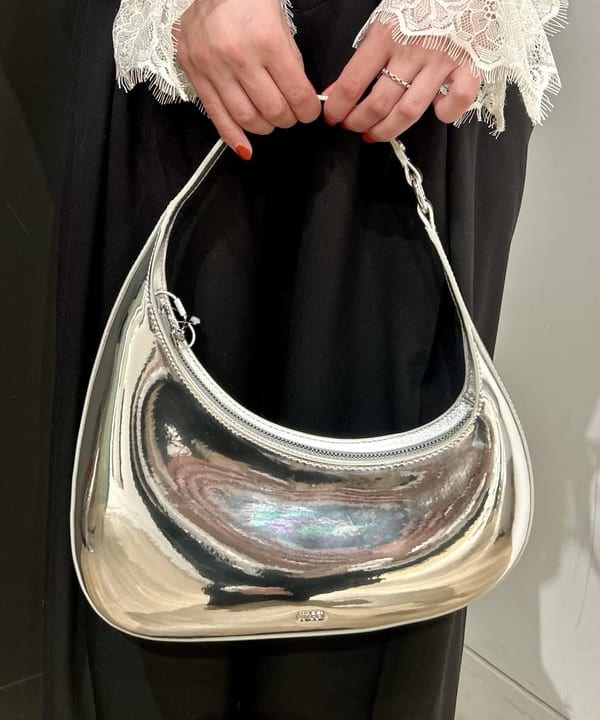 早川 萌子さんの「BEAMS WOMEN｜【別注】Marmot / パッカブル ジャケット」を使ったコーディネート