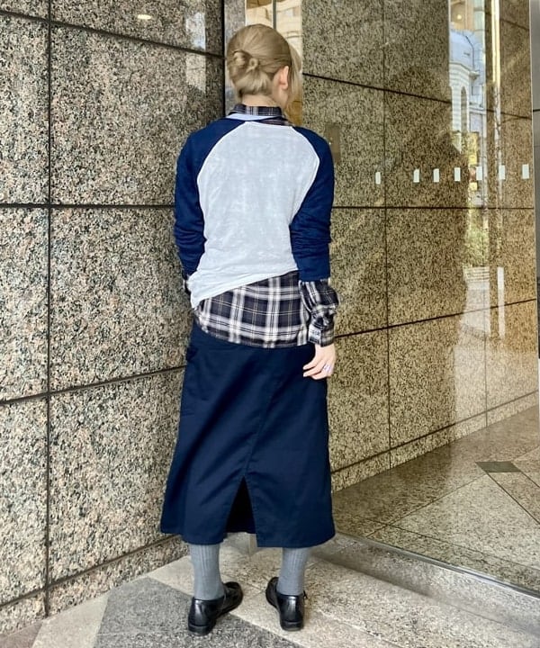 小原 もこさんの「BEAMS WOMEN｜【別注】Healthknit &times; maturely / トンプキンス フルジップ パーカー」を使ったコーディネート