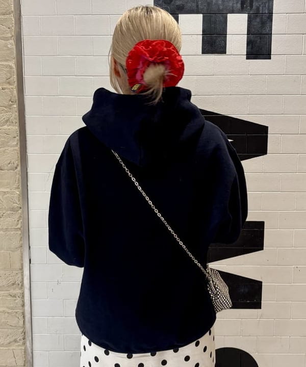 ヒカリさんの「BEAMS WOMEN｜ドット サテン フリル スカート」を使ったコーディネート