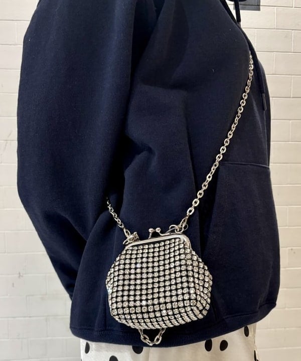 ヒカリさんの「BEAMS WOMEN｜ドット サテン フリル スカート」を使ったコーディネート