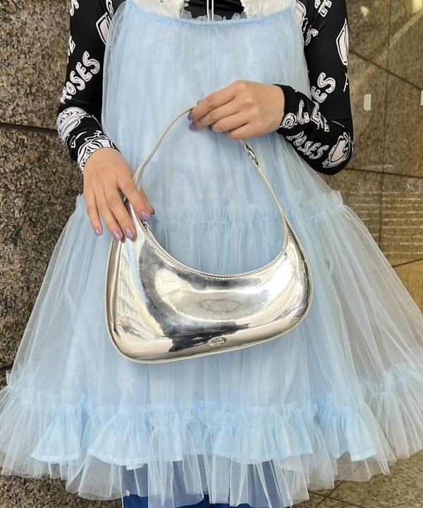 あさひさんの「BEAMS WOMEN｜LOTUS PINK / ラインストーン ボウ ネックレス」を使ったコーディネート