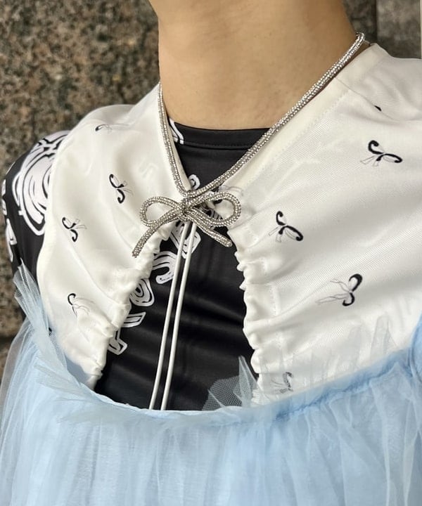 あさひさんの「BEAMS WOMEN｜LOTUS PINK / ラインストーン ボウ ネックレス」を使ったコーディネート