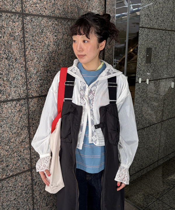 ばるたんさんの「BEAMS WOMEN｜ナイロン フィッシング ベスト アレンジ ワンピース」を使ったコーディネート