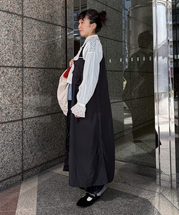 ばるたんさんの「BEAMS WOMEN｜ナイロン フィッシング ベスト アレンジ ワンピース」を使ったコーディネート