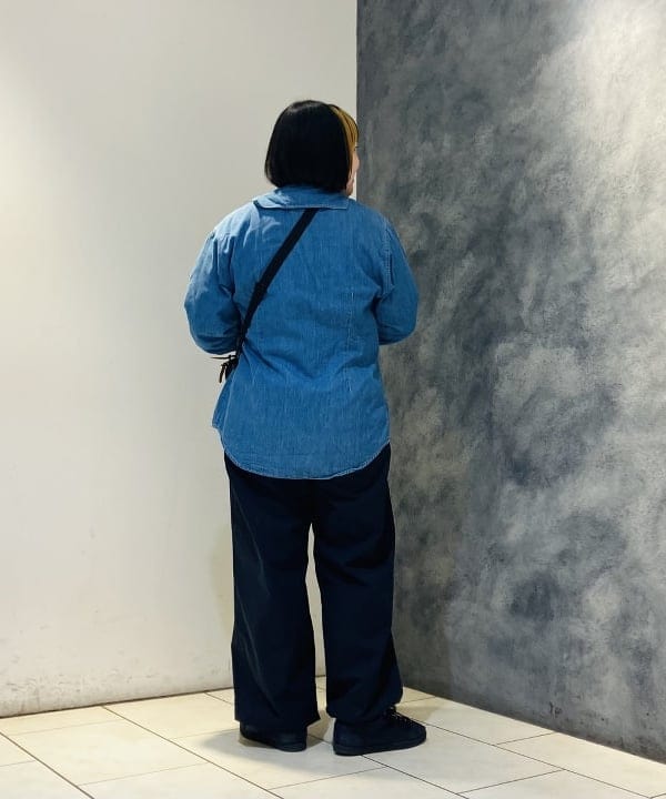 佐藤 歩さんの「BEAMS WOMEN｜スウィッチ ボーダー ロングスリーブ」を使ったコーディネート