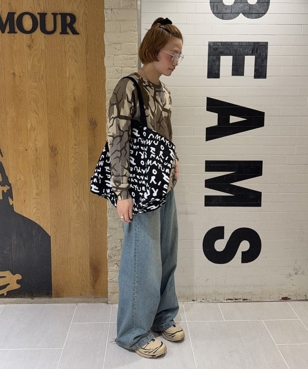 マツミヤさんの「BEAMS WOMEN｜noeyedia / メガネ "NE-470"」を使ったコーディネート