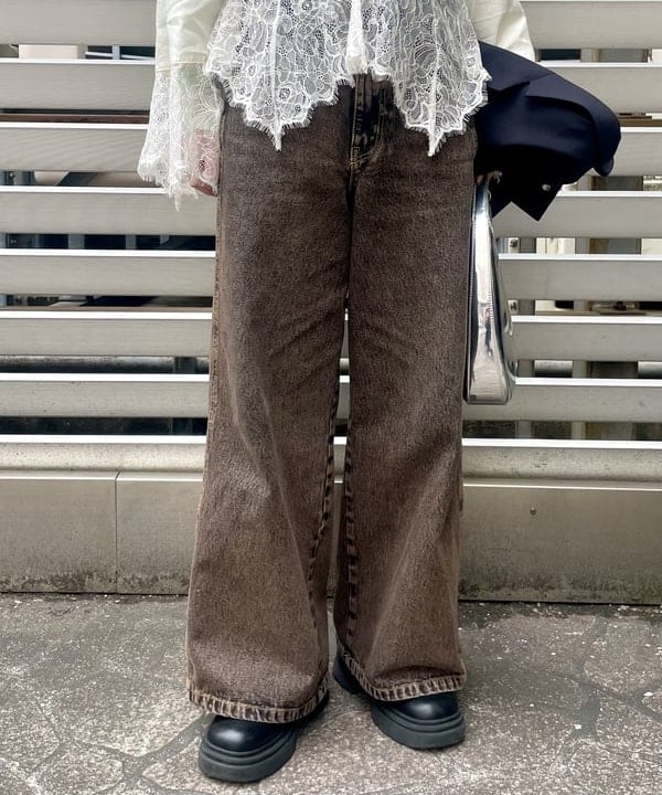 カタヤマ アヤさんの「BEAMS WOMEN｜2ボタン W クロップド ジャケット」を使ったコーディネート