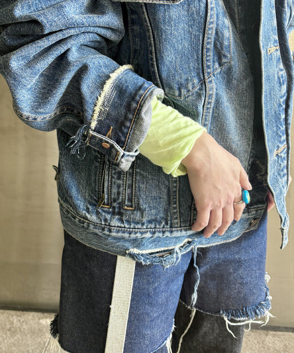 みりさんの「ワイドショート ダメージ デニム ジャケット」を使ったコーディネート