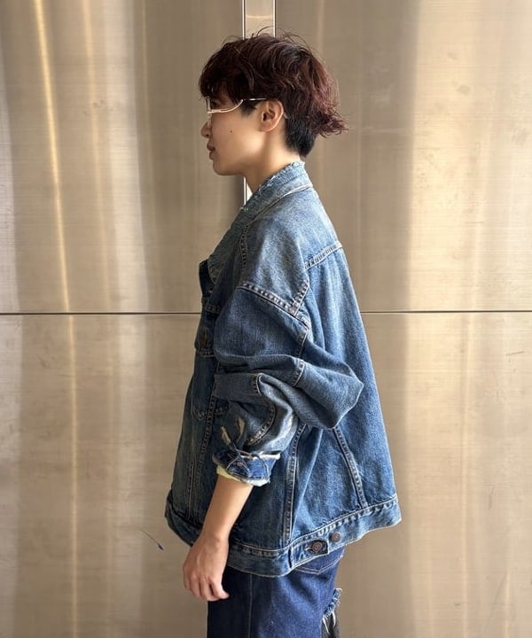 みりさんの「ワイドショート ダメージ デニム ジャケット」を使ったコーディネート