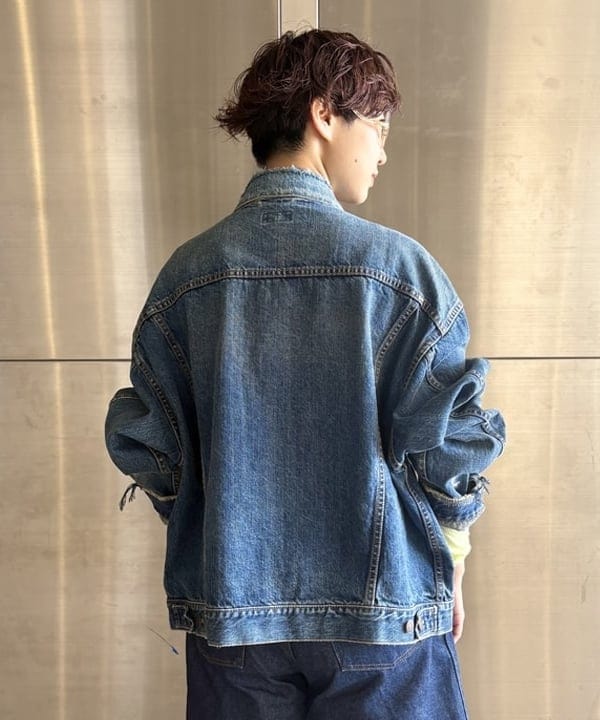 みりさんの「ワイドショート ダメージ デニム ジャケット」を使ったコーディネート