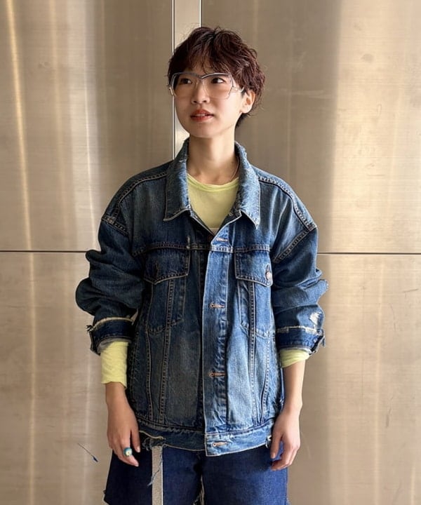 みりさんの「ワイドショート ダメージ デニム ジャケット」を使ったコーディネート