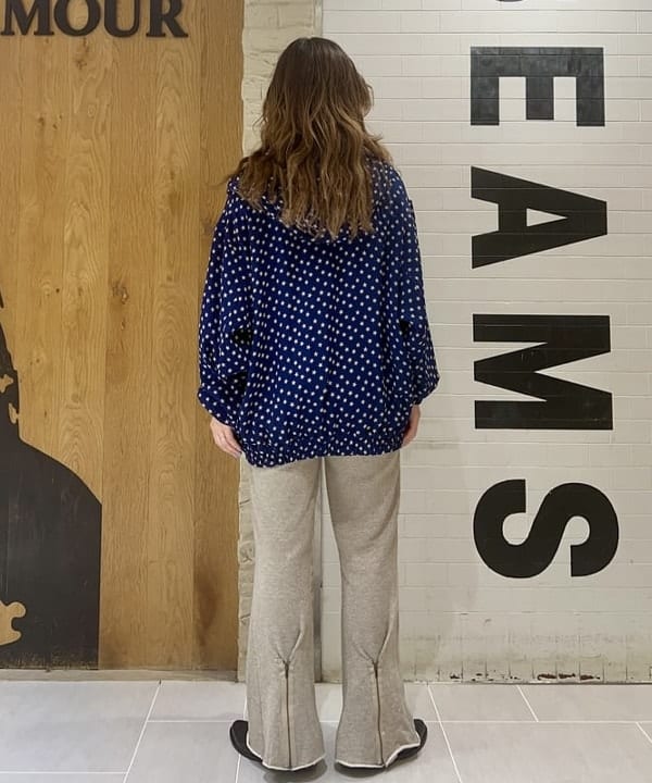 ナツハさんの「BEAMS WOMEN｜maturely / チュール リバーシブル カフ ロングスリーブ」を使ったコーディネート