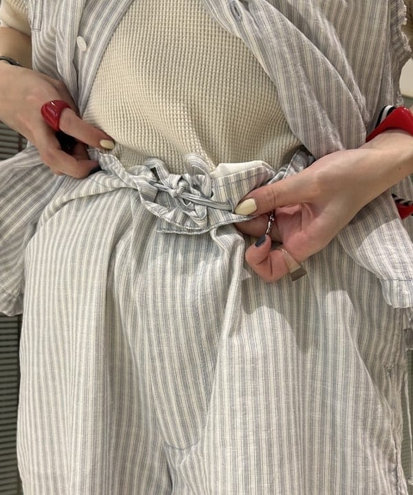 清水 彩乃さんの「BEAMS WOMEN｜Nd_Troentorp_SP」を使ったコーディネート