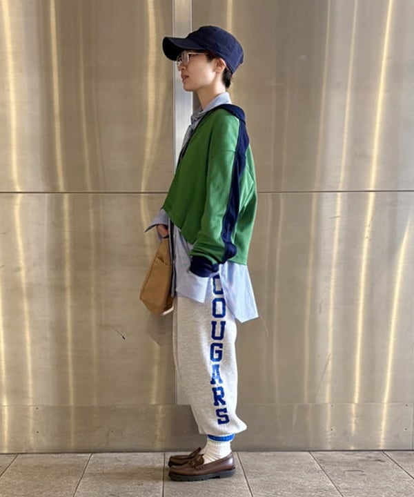 みりさんの「ベーシック オーバーシャツ」を使ったコーディネート