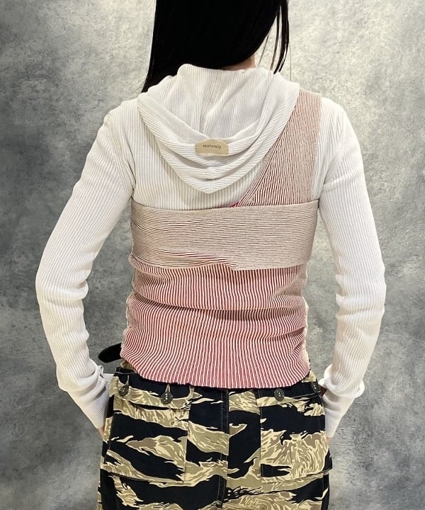 にしだてさんの「BEAMS WOMEN｜maturely / プレーティング ワンショルダー ベスト」を使ったコーディネート