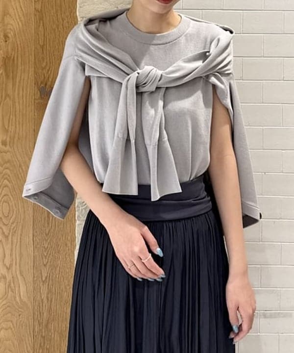 ヒライさんの「BEAMS WOMEN｜AK+1 / 16ゲージ スビンコットン Vネック カーディガン」を使ったコーディネート