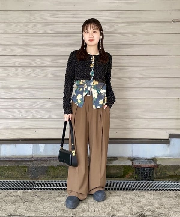 カタヤマ アヤさんの「BEAMS WOMEN｜4ボタン ダブル ブレザー」を使ったコーディネート