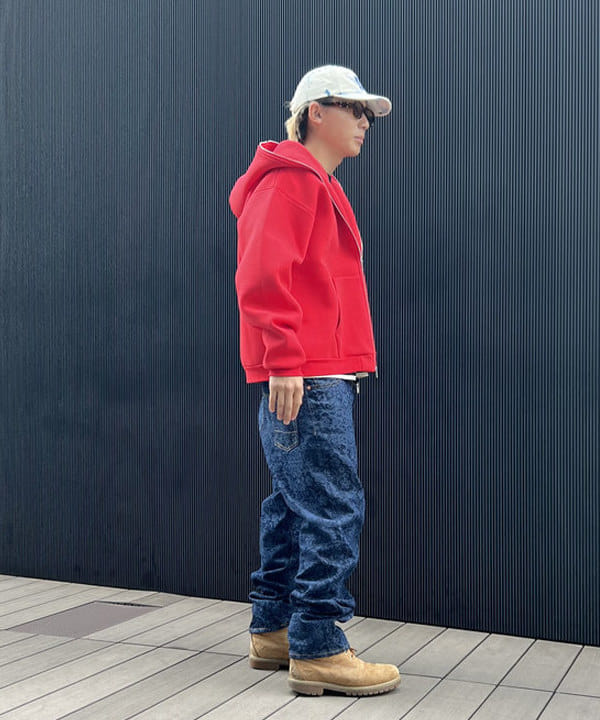 照田 拓史さんの「BEAMS WOMEN｜フルフェイス ジップアップ フーディ 【ワイドショートフィット】」を使ったコーディネート