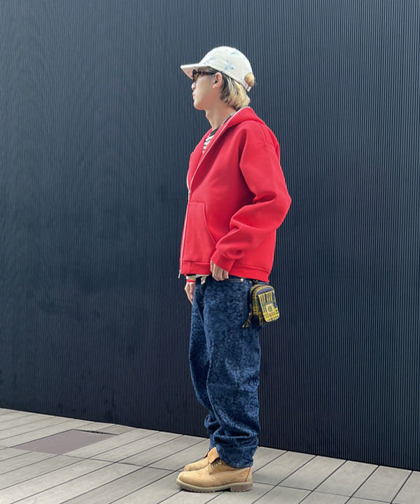 照田 拓史さんの「BEAMS WOMEN｜フルフェイス ジップアップ フーディ 【ワイドショートフィット】」を使ったコーディネート