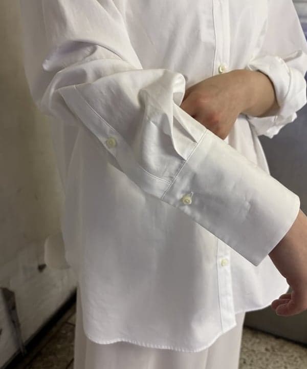 野村 美紅さんの「BEAMS WOMEN｜ベーシック オーバーシャツ」を使ったコーディネート