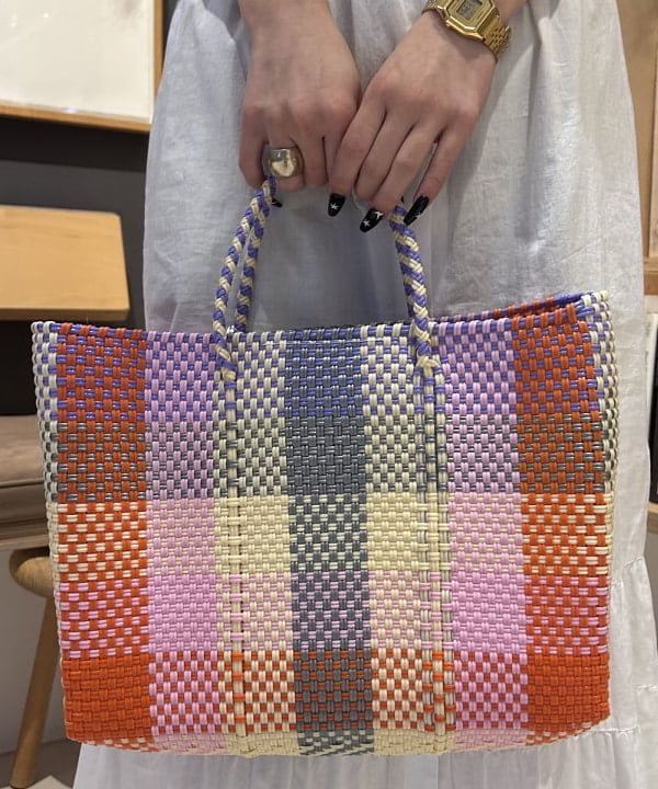 ando naoさんの「BEAMS WOMEN｜カットワーク キャミワンピース」を使ったコーディネート