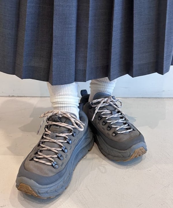 ando naoさんの「BEAMS WOMEN｜Superior Stitch Embroidery / DOG 刺繍 CAP」を使ったコーディネート