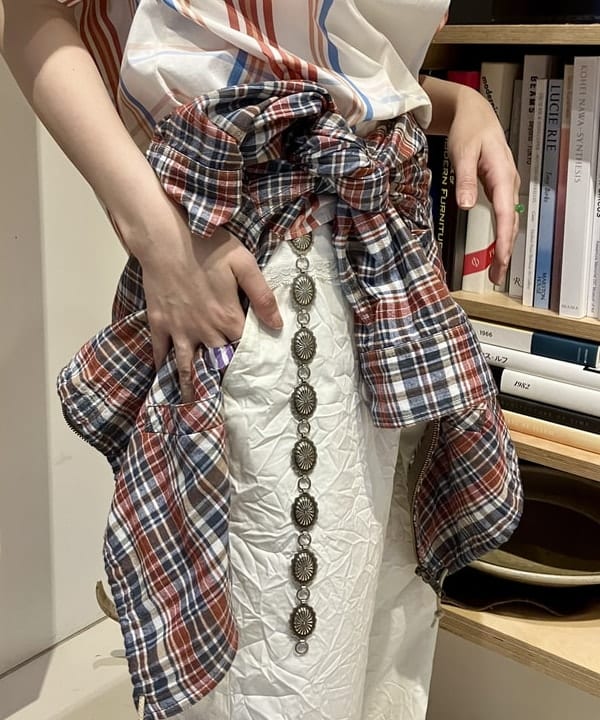 小原 もこさんの「BEAMS WOMEN｜マドラス チェック ブルゾン」を使ったコーディネート