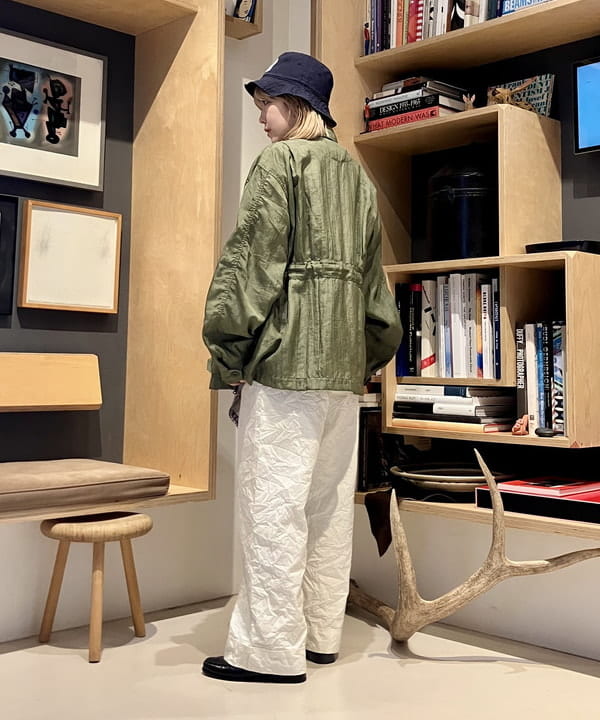 小原 もこさんの「BEAMS WOMEN｜マドラス チェック ブルゾン」を使ったコーディネート