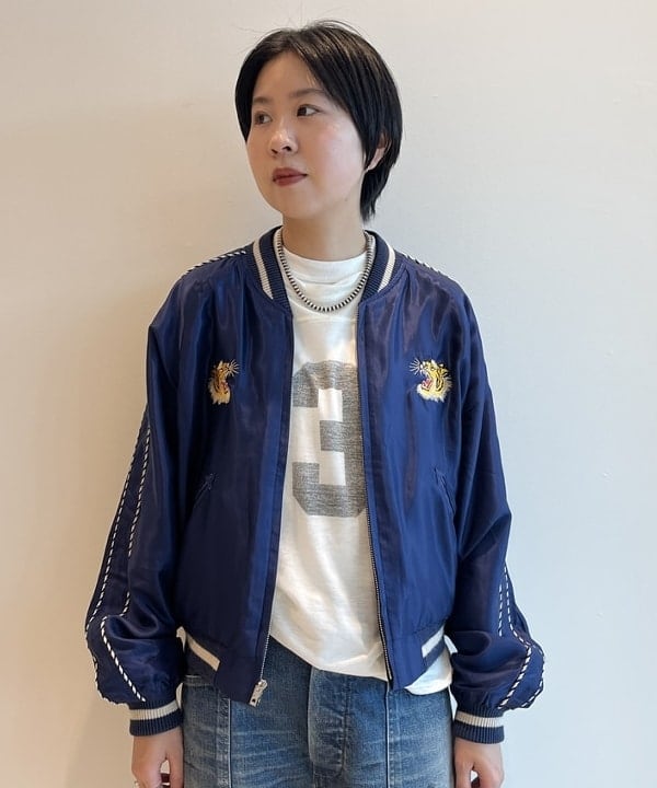 ミナミマリコさんの「BEAMS WOMEN｜シアー ナンバリング フットボール」を使ったコーディネート