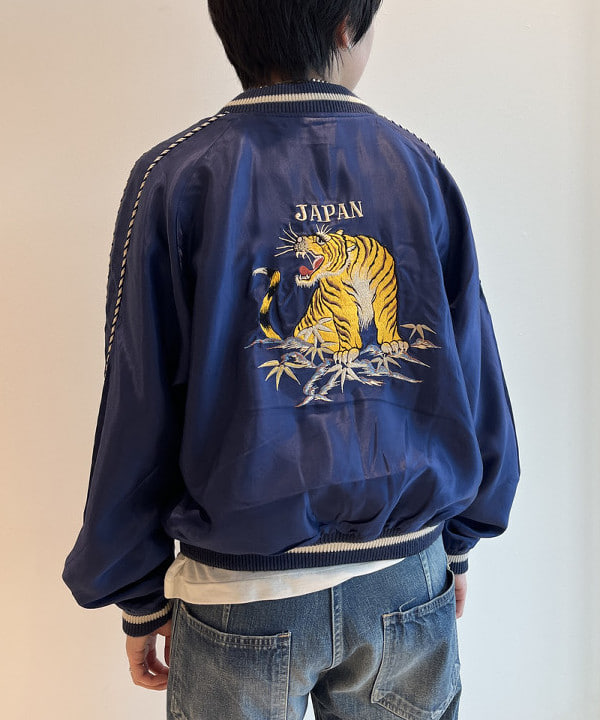 ミナミマリコさんの「BEAMS WOMEN｜シアー ナンバリング フットボール」を使ったコーディネート