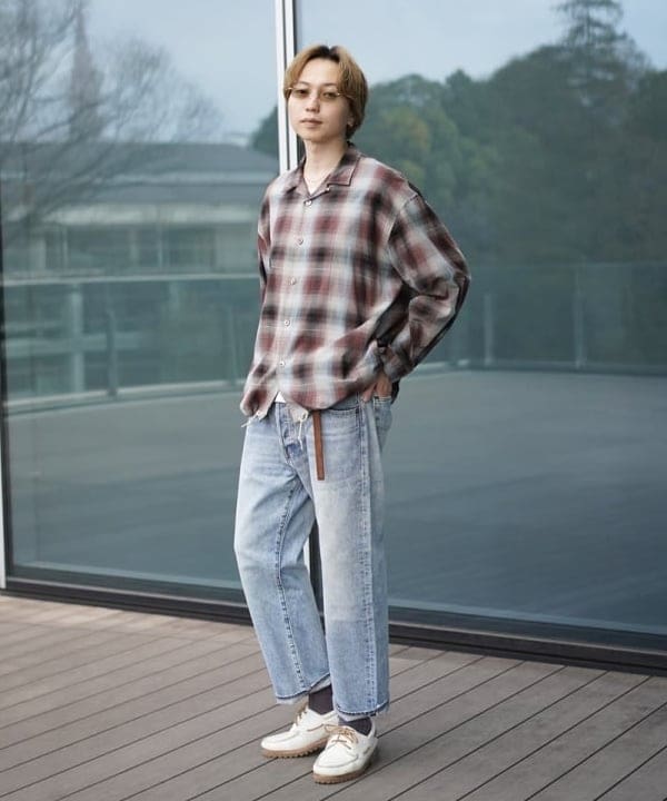 SUDOさんの「BEAMS WOMEN｜【EXCLUSIVE】LEVI&rsquo;S(R) / 501（R） RELAXED LENGTH28」を使ったコーディネート