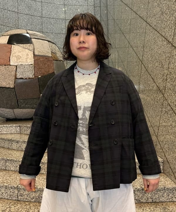 イガラシさんの「BEAMS WOMEN｜チェック ダブル ジャケット」を使ったコーディネート