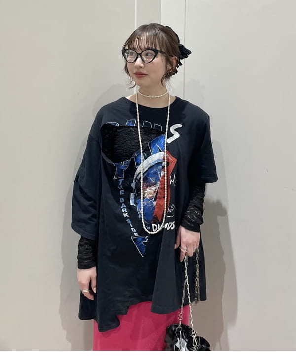 reiさんの「BEAMS WOMEN｜ジャカード レース クルーネック Tシャツ」を使ったコーディネート
