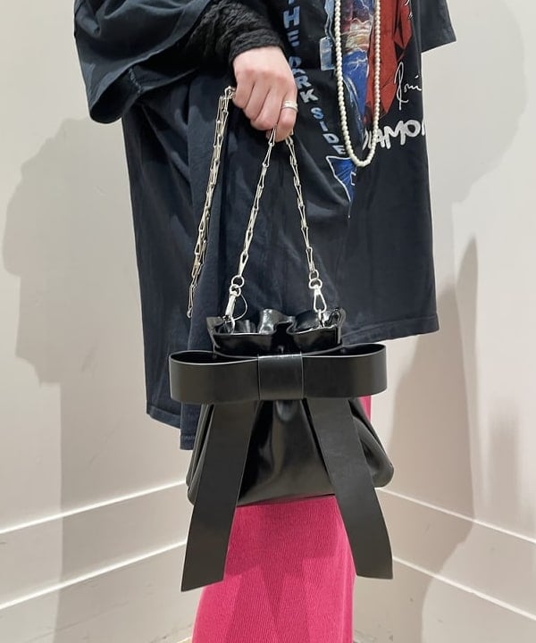 reiさんの「BEAMS WOMEN｜ジャカード レース クルーネック Tシャツ」を使ったコーディネート