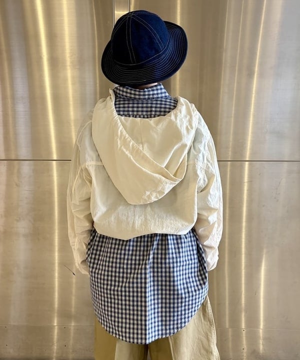 みりさんの「ボーイ チェック ビッグ ボタンダウン シャツ」を使ったコーディネート