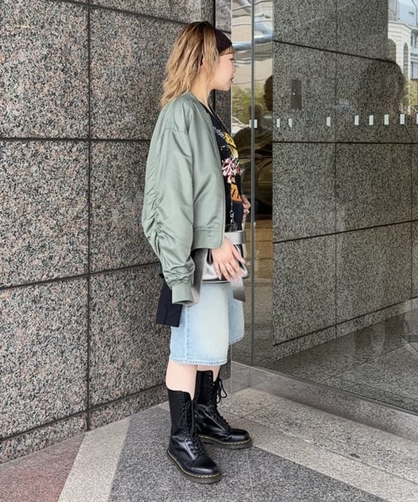 まゆちゃんさんの「BEAMS WOMEN｜ギャザー アーム MA-1」を使ったコーディネート