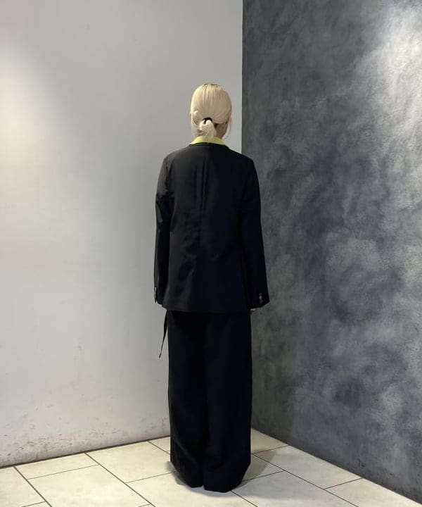 菜月さんの「BEAMS WOMEN｜AK+1 / シアー 4ボタン ダブル ジャケット」を使ったコーディネート