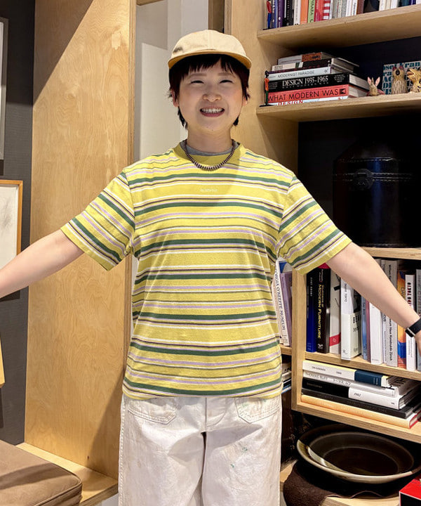 木村 梨香さんの「BEAMS WOMEN｜エンブロイダリー マルチボーダー ショートスリーブ Tシャツ」を使ったコーディネート