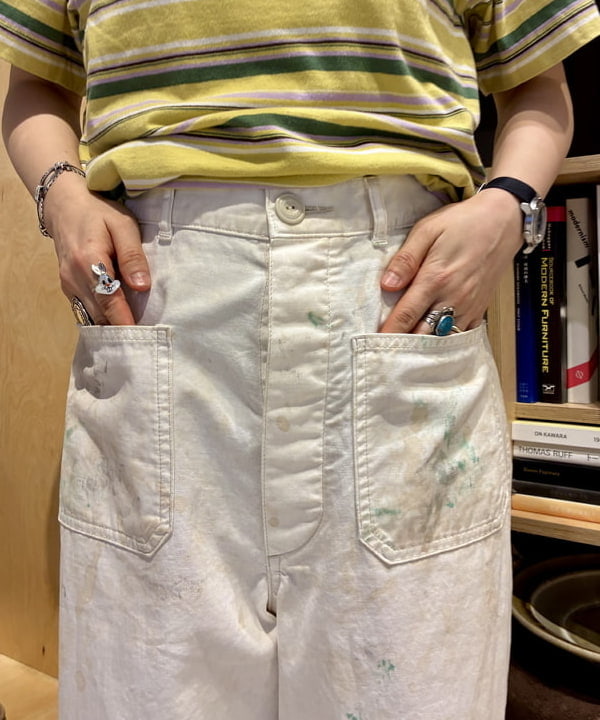 木村 梨香さんの「BEAMS WOMEN｜エンブロイダリー マルチボーダー ショートスリーブ Tシャツ」を使ったコーディネート