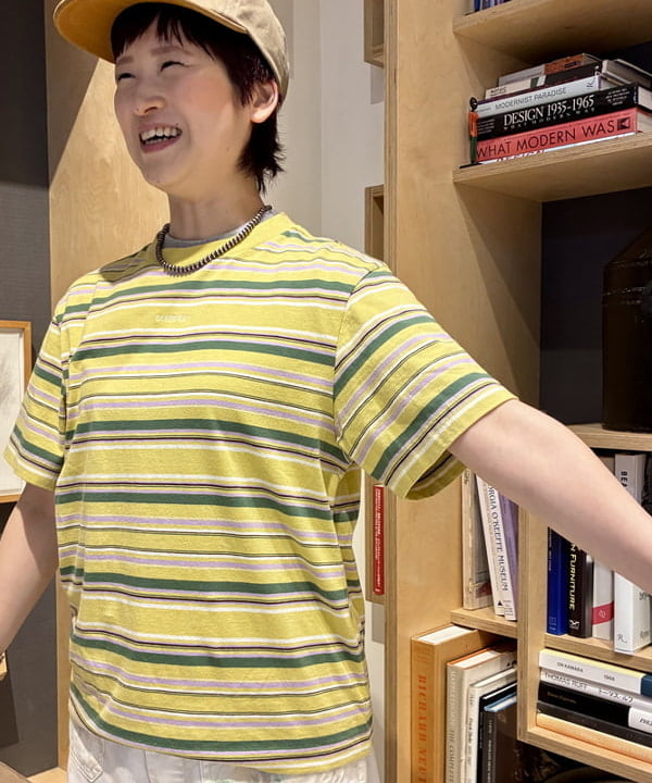 木村 梨香さんの「BEAMS WOMEN｜エンブロイダリー マルチボーダー ショートスリーブ Tシャツ」を使ったコーディネート