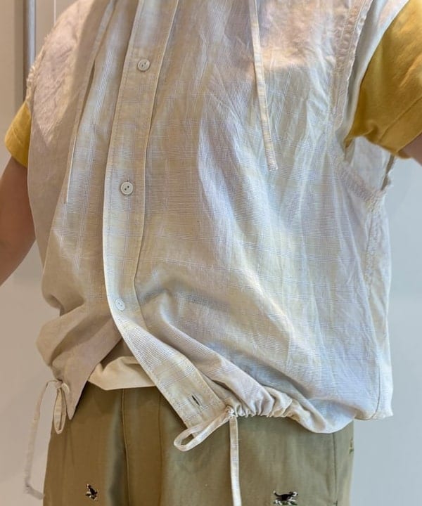 木村 梨香さんの「BEAMS WOMEN｜ボーイ ドッグ エンブロイダリー チノ」を使ったコーディネート