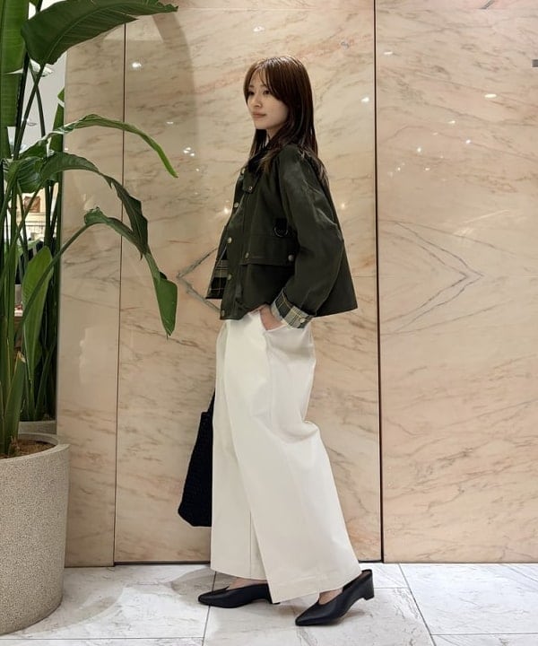 茂野 真楓さんの「BEAMS WOMEN｜【別注】Barbour / SPEY ジャケット」を使ったコーディネート
