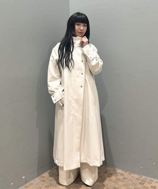 大槻 まひろさんの「BEAMS WOMEN｜YOUNG&OLSEN / ショルダー トートバッグ M」を使ったコーディネート